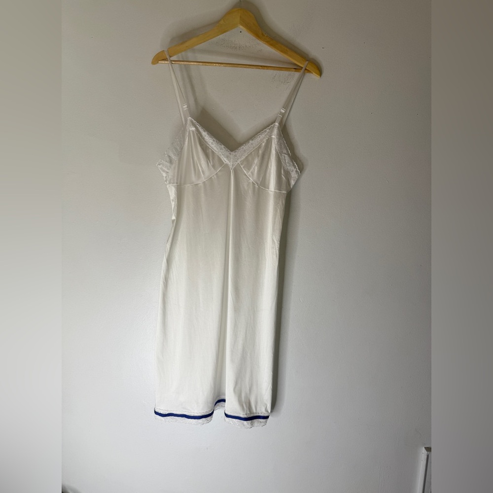 vassarette White Nylon Slip Dress Lace Blue Trim Size 36